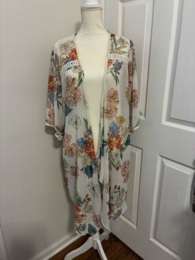 Emory Park Sheer Floral Kimono in Cream, Peach & Green